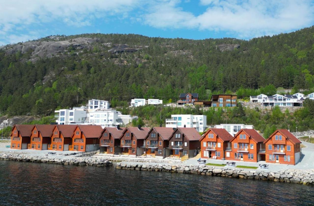 Preikestolen Panorama - Seaside Apartments Jørpeland Εξωτερικό φωτογραφία